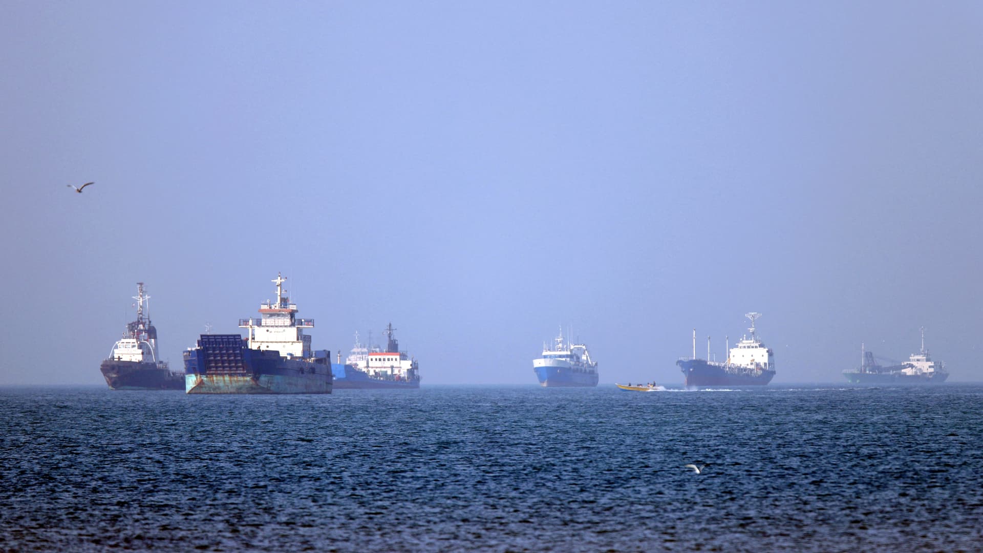 Maersk says ship passed through Strait of Hormuz under U.S. military protection