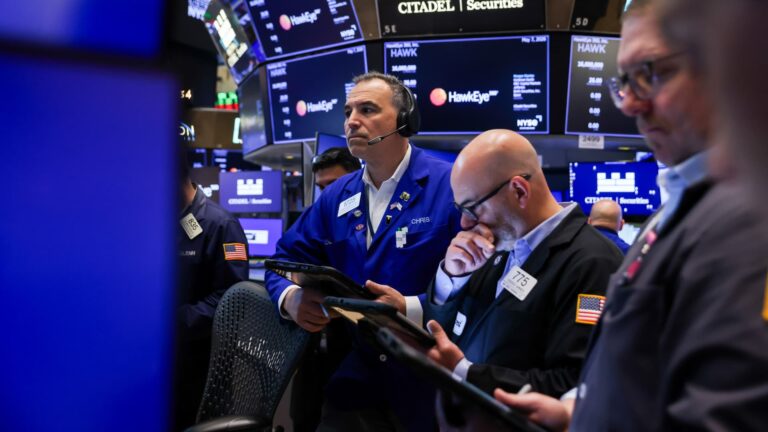 Bulls and bears both believe this could be 1999 all over again. Embrace it or dump your tech stocks?