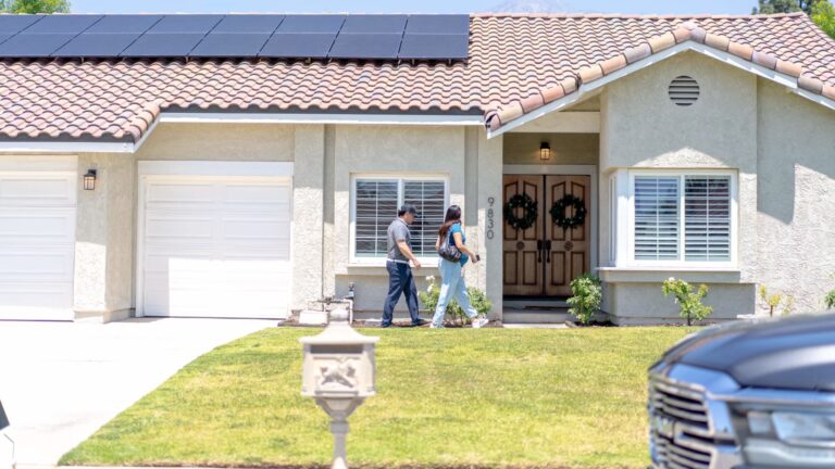 Rising mortgage rates cause surge in demand for riskier loans