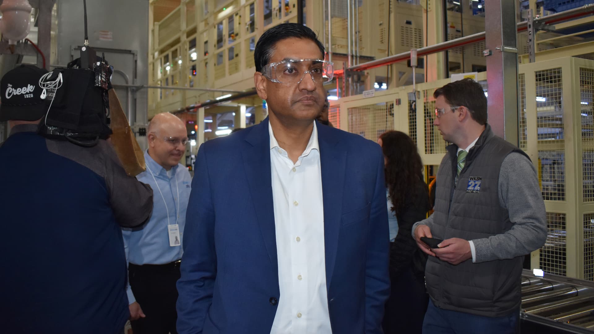 Ro Khanna is taking his economic message on the road. Will it lead to the White House?