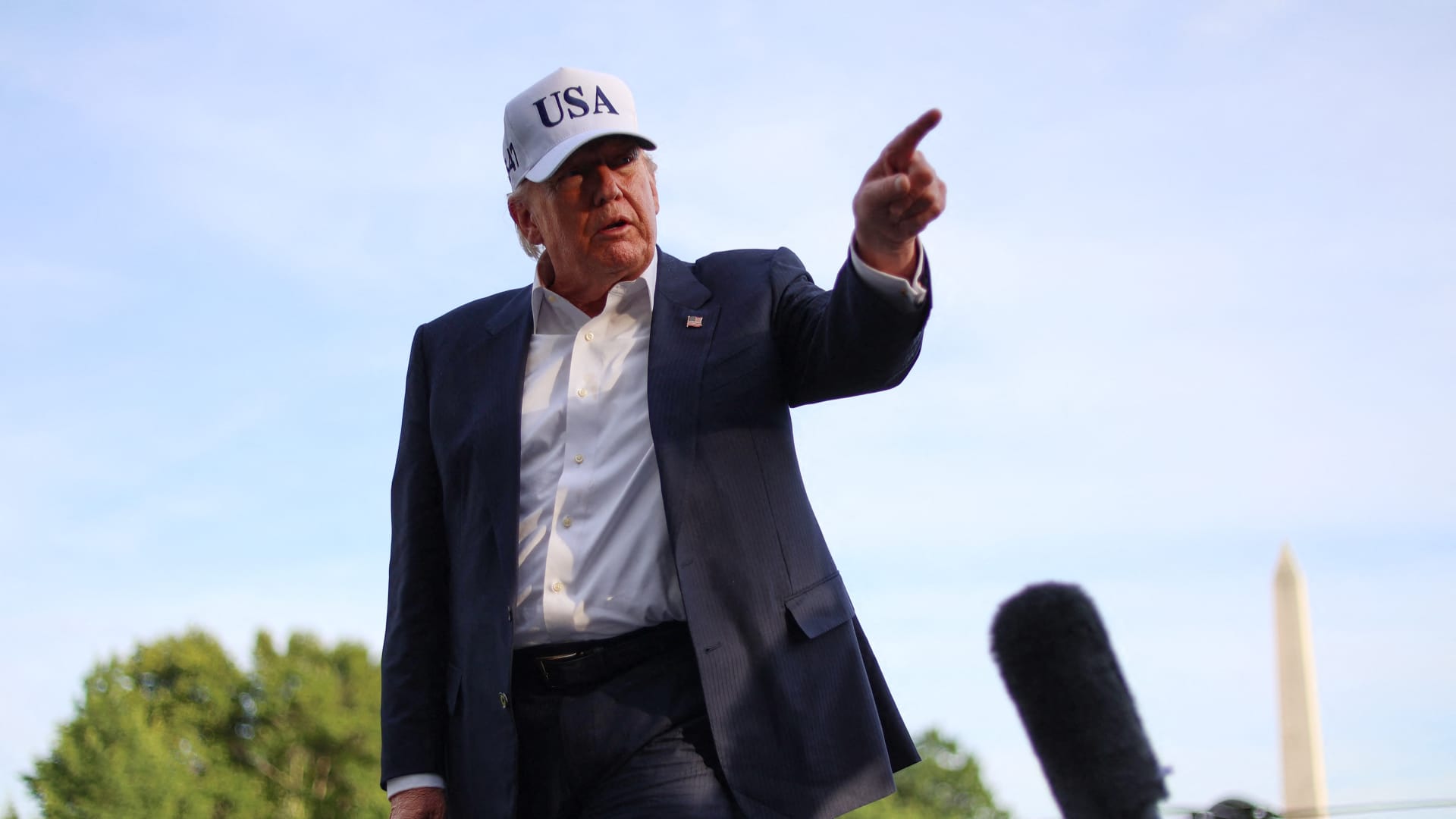 Trump to host Cabinet meeting at Camp David on Wednesday as Iran talks continue