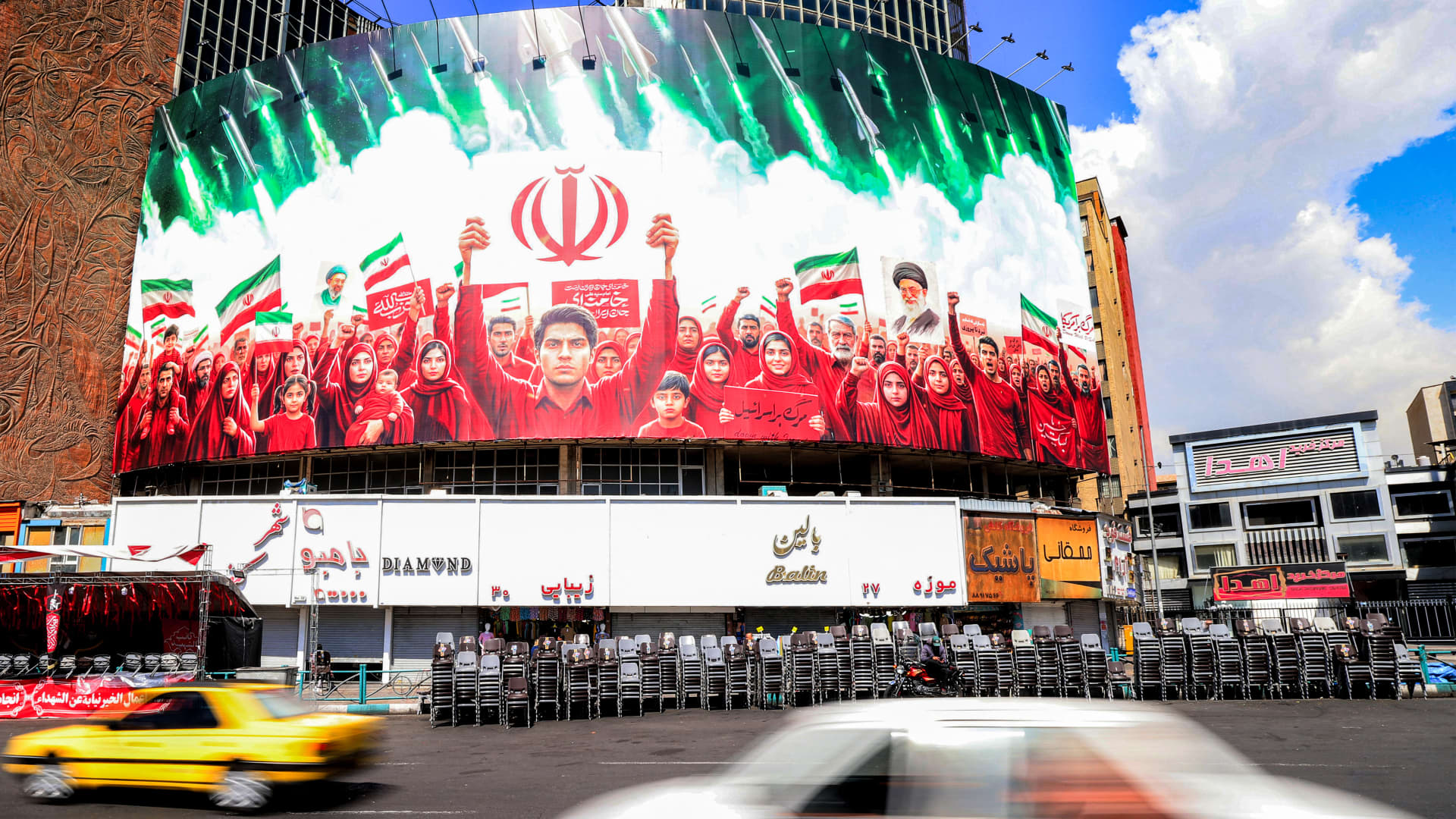 Iran threatens to extend conflict ‘beyond the region’ if U.S. and Israel resume attacks