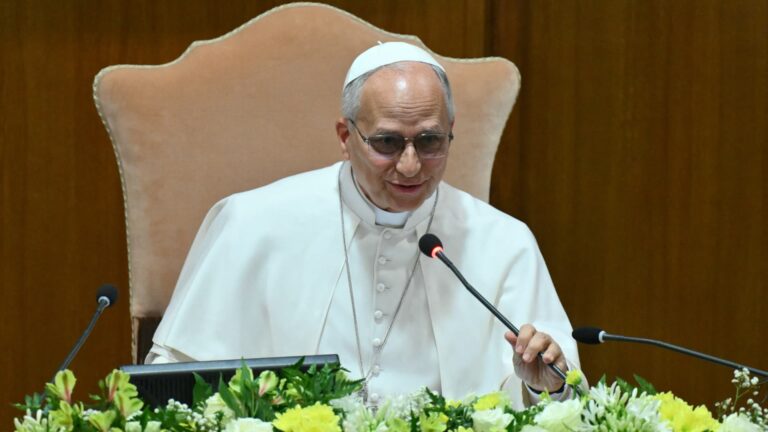 Trump officials split over Pope Leo’s AI warning as Vatican feud enters new front