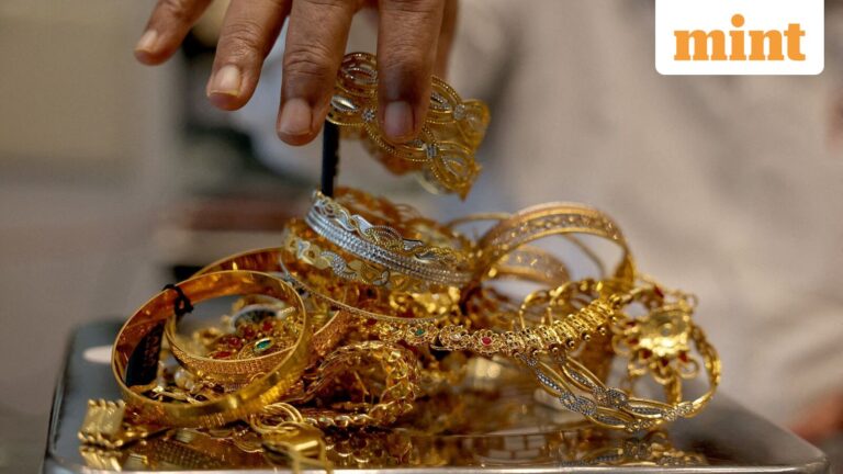 Gold, Silver Rates Today Highlights: MCX gold rate above  ₹1.62 lakh on import duty hike