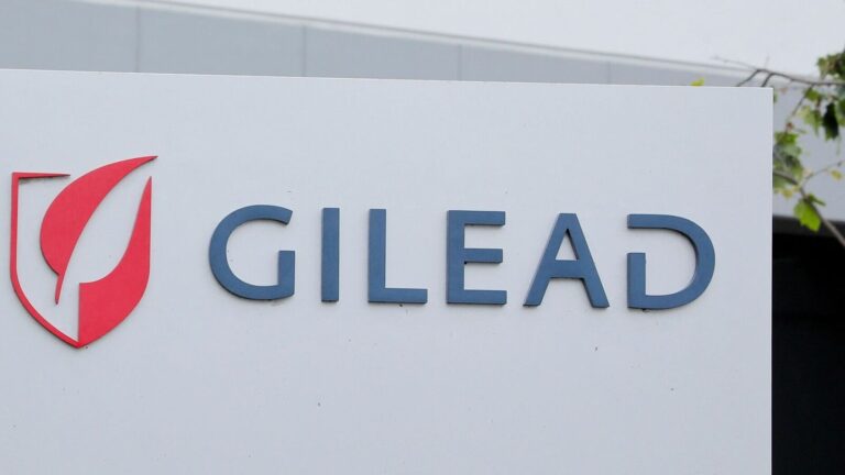 Gilead Sciences shares decline 1.36% ahead of first quarter earnings