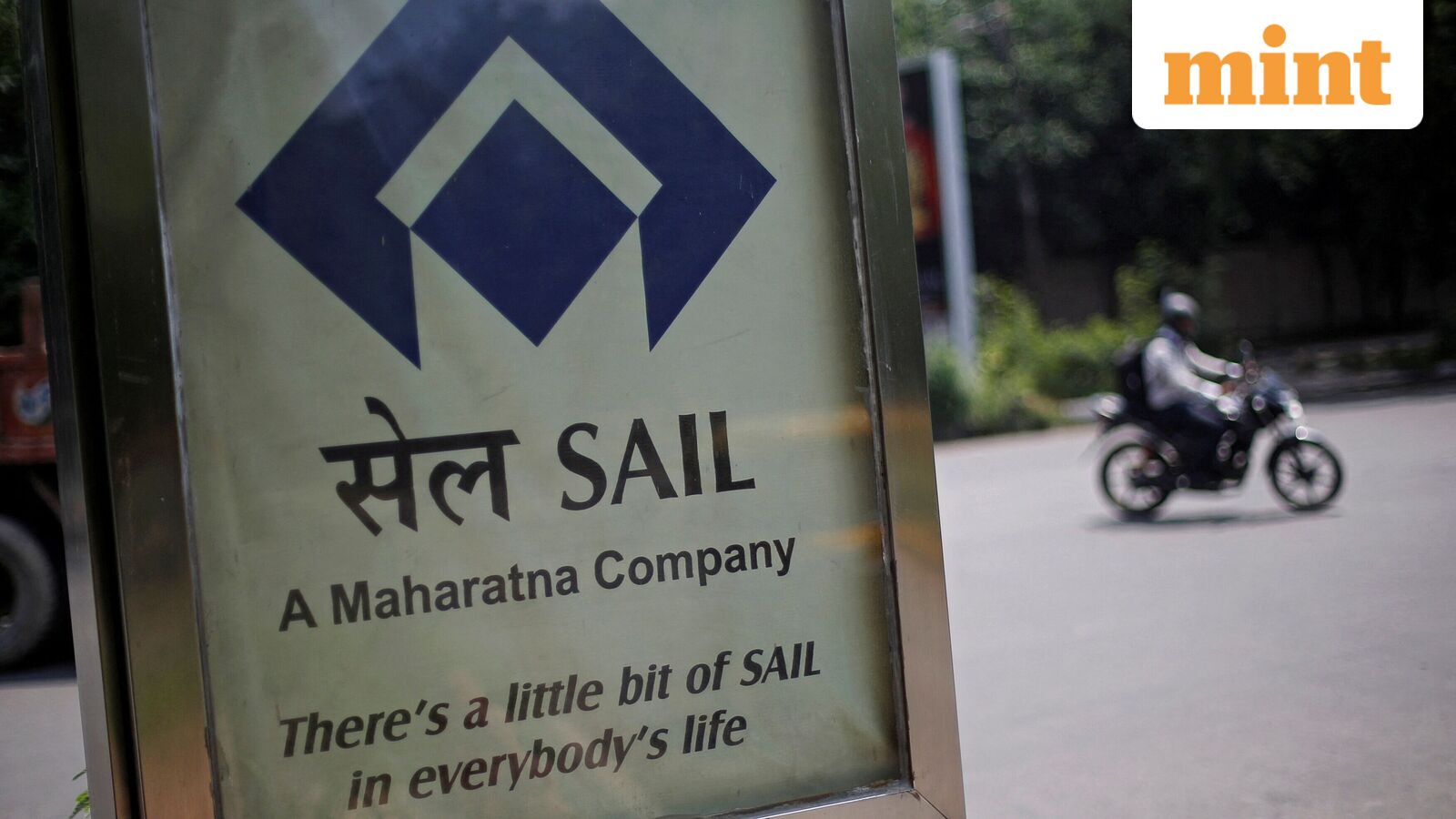SAIL Q4 Results 2026 LIVE: Maharatna PSU stock ends 3.5% lower ahead of results; double-digit rise in PAT likely