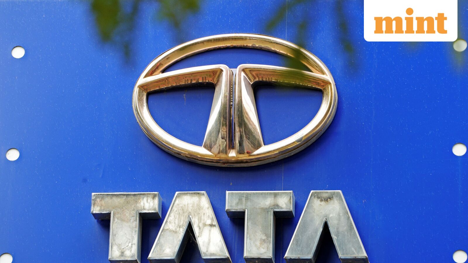 Tata Motors shares tank 7% from day's high despite stellar Q4 results: Should you buy, sell or hold Tata Group stock?