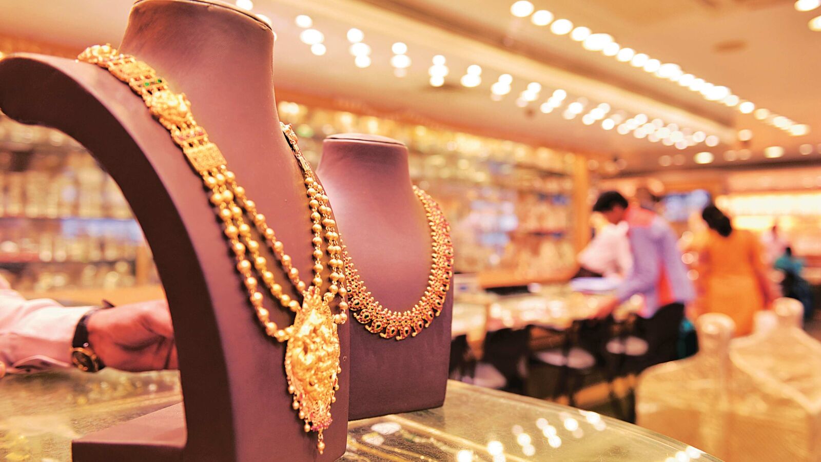 Gold, silver rates today rise up to 4% as WTI crude oil prices tank 5% on US-Iran deal buzz