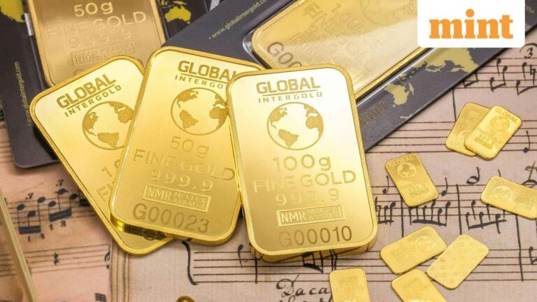 Gold price today: Rate drops on MCX amid dollar's rise, higher bond yields; experts highlight key levels to watch