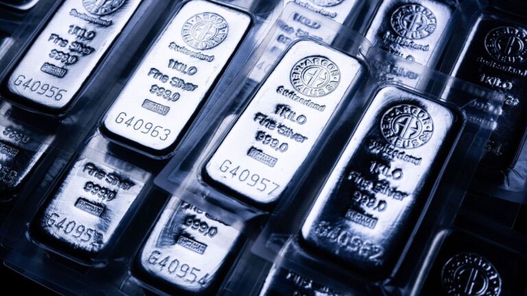 Silver rate today: Silver price in India steady around  ₹2.75 lk/kg as Trump pauses Iran attack, oil prices slide