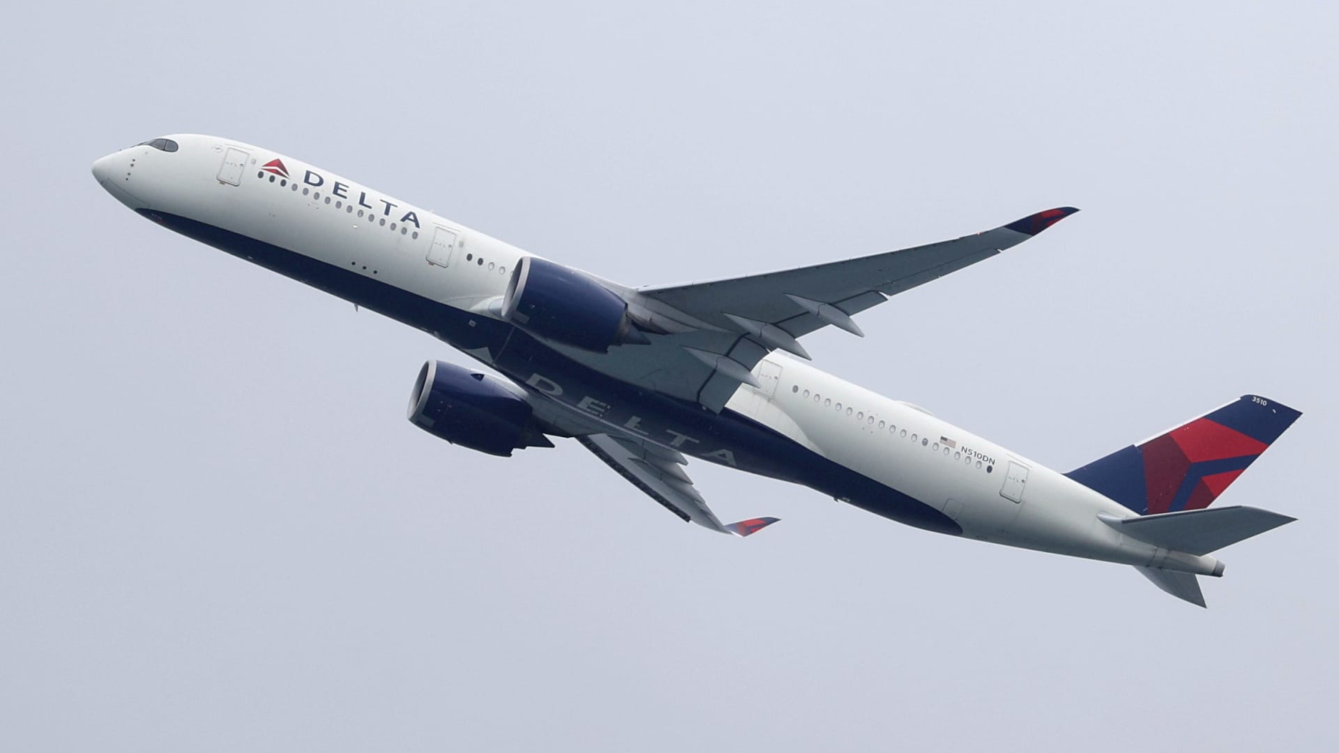 'Bring 'em on': Most profitable airline Delta wants United's crown over the Pacific, too.