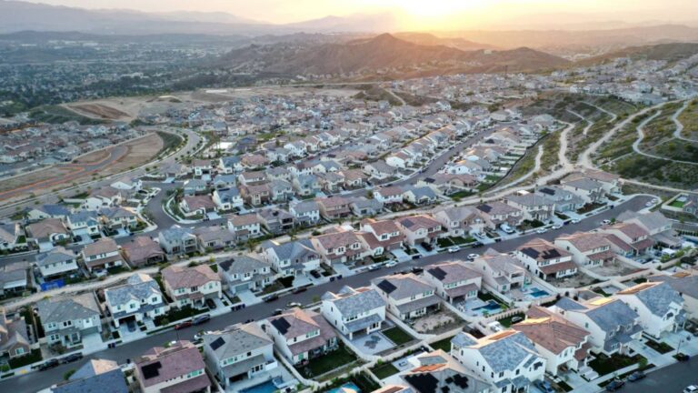 How AI may be messing with home prices
