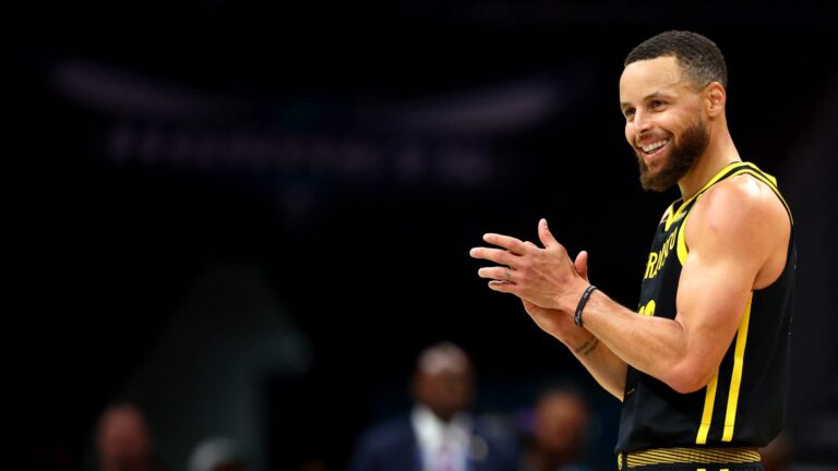 NBA star Stephen Curry signs deal with Chinese sportswear giant Li-Ning