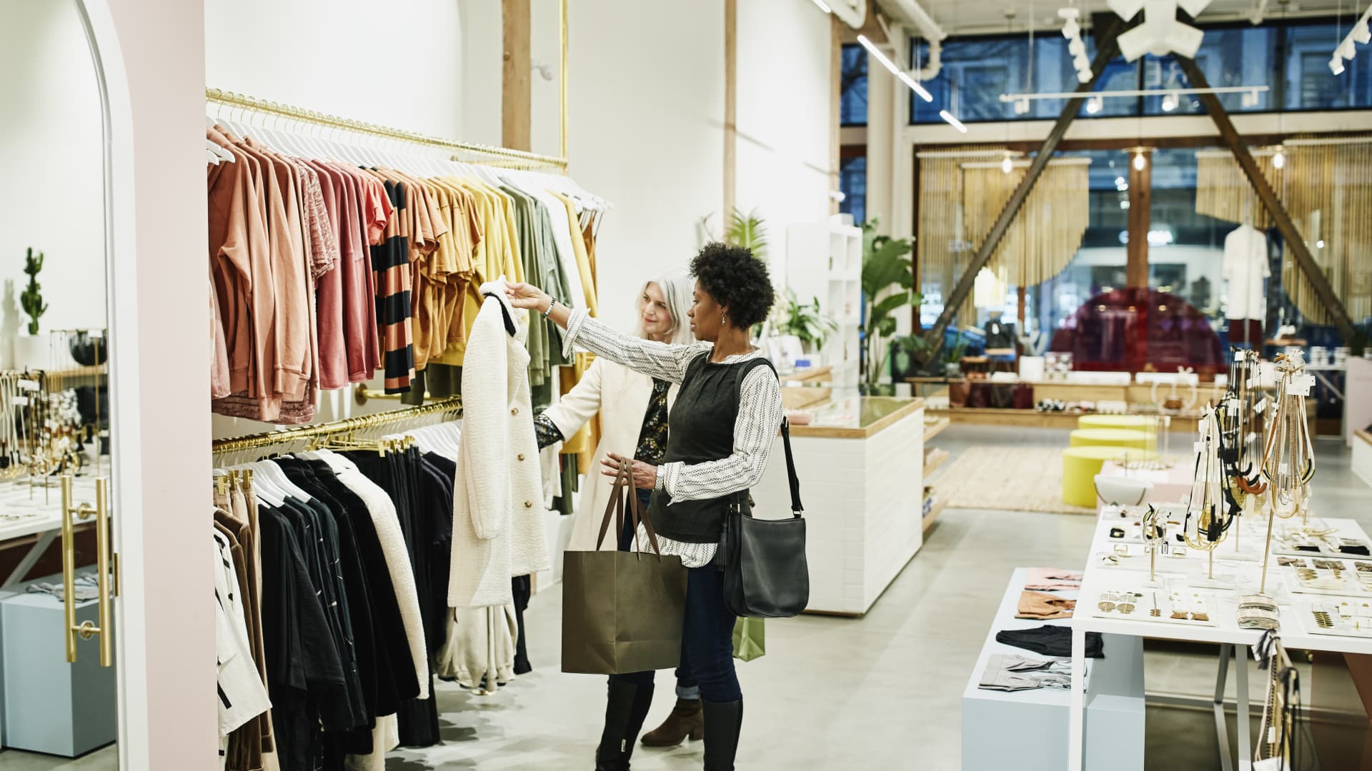 Why institutional investors are returning to retail 'in a very big way'