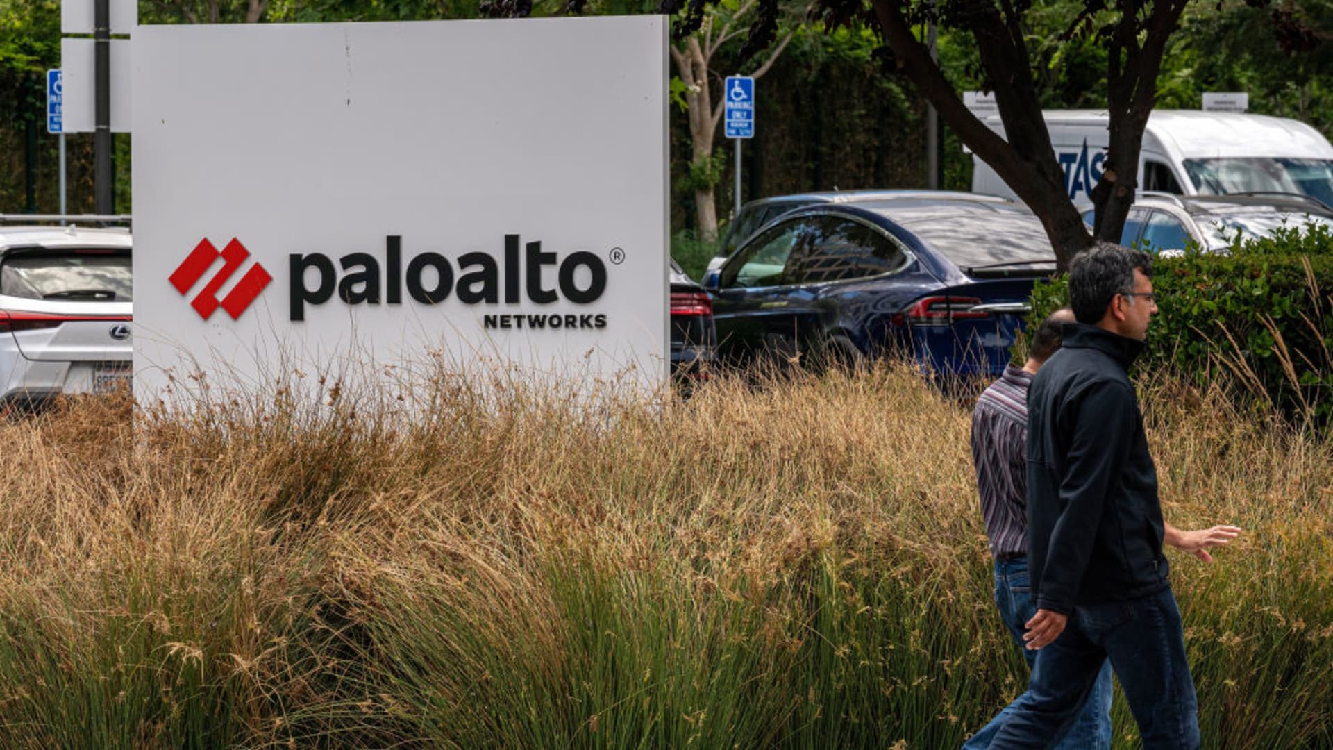 What's behind Palo Alto's earnings sell-off — and how to proceed