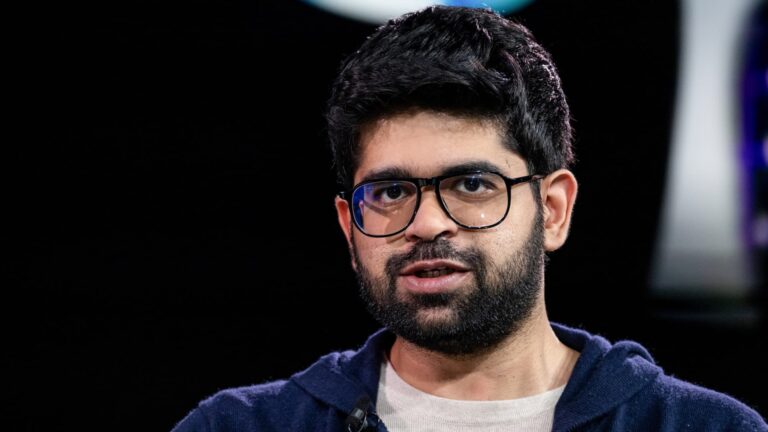 Perplexity plans IPO in 2028 regardless of what happens to Anthropic or OpenAI, CEO tells CNBC
