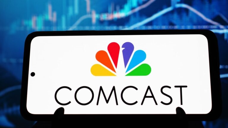What's behind the Comcast break-up? Hope for a Disney-like valuation