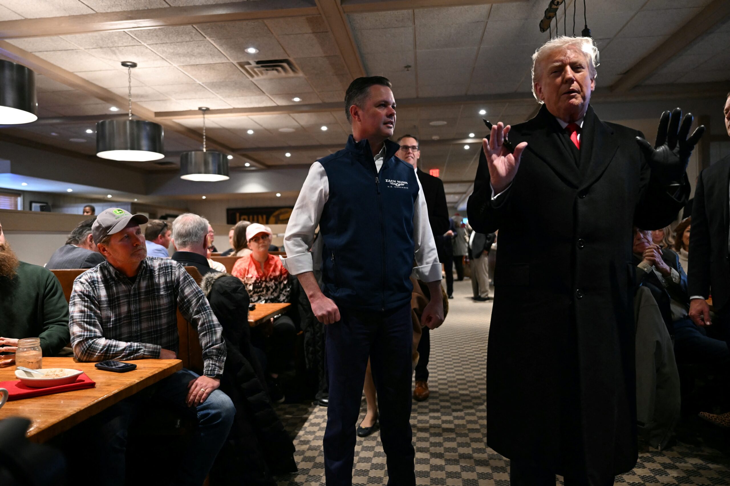 Inside Iowa Democrats plan to flip Iowa blue