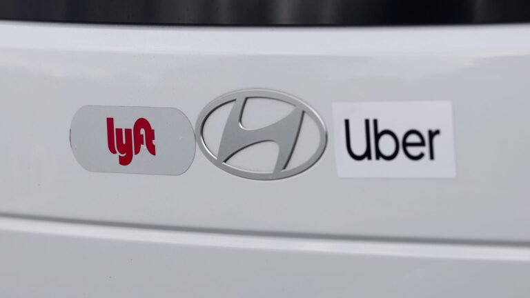 Lyft, Uber sue New York City to block driver retention law
