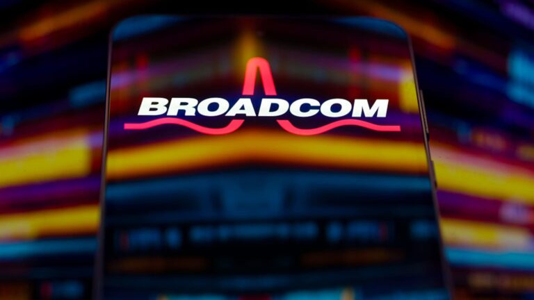 Jim Cramer sees an opportunity in Broadcom's 15% plunge, with one key caveat