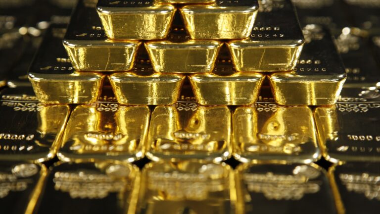 Gold and silver tumble as rate-hike fears hit precious metals