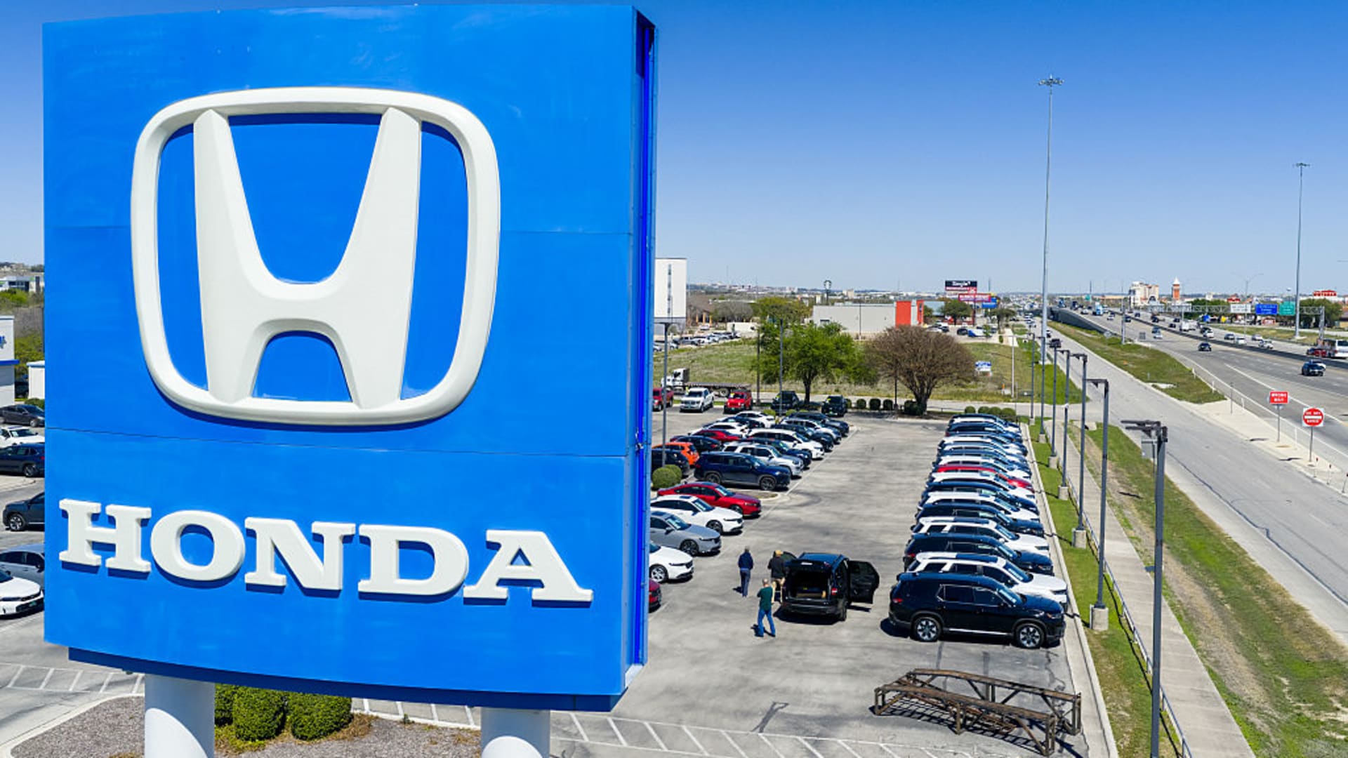 Honda recalls more than 880,000 cars due to a problem with rear suspension components