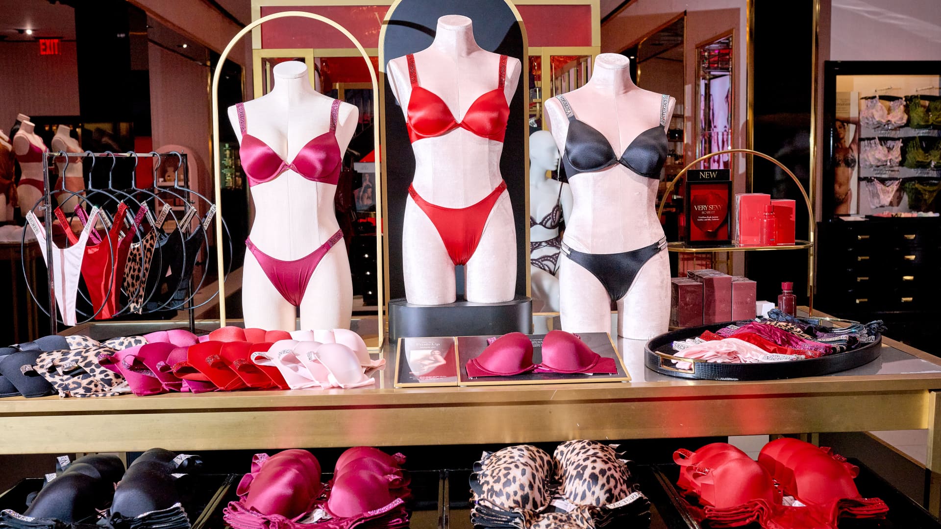 Shoppers are treating themselves to bras and underwear at Victoria's Secret despite gas price gloom