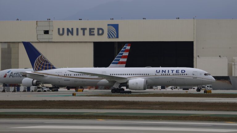 United CEO brushes off airline mergers after American rejection: 'There's nothing'