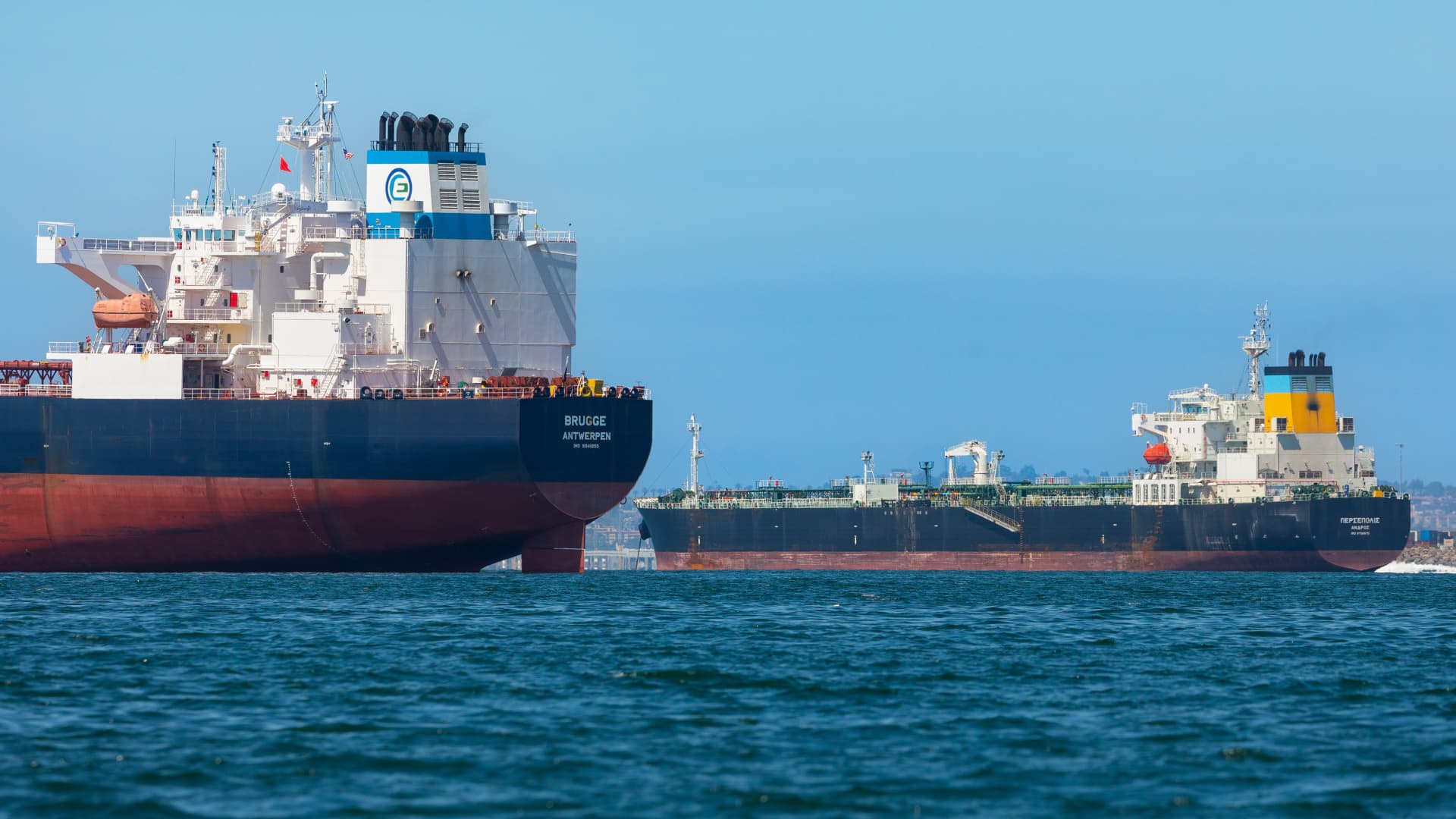 U.S. issues sweeping Iran oil sanctions waivers, unlocking billions in revenue for Tehran
