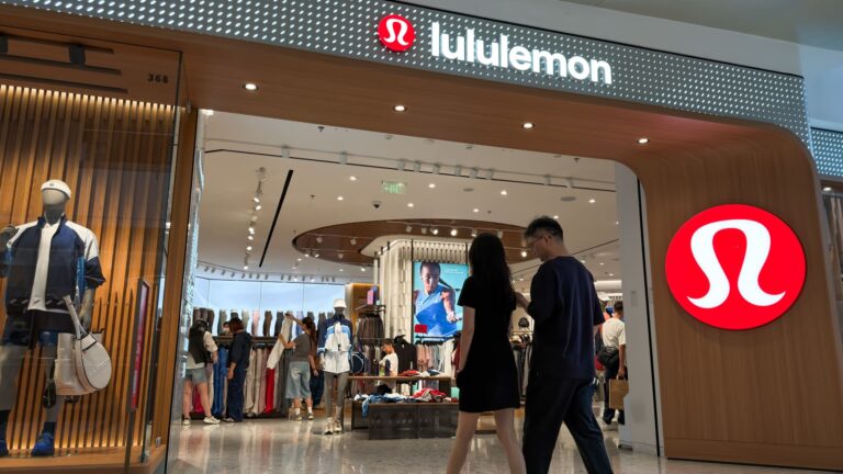 Lululemon cuts annual outlook and issues weak Q2 guidance, citing undisclosed 'headwinds'