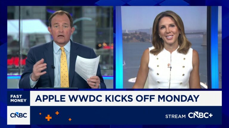 Tim Cook’s contrarian AI bet faces its biggest test at Apple’s WWDC on Monday