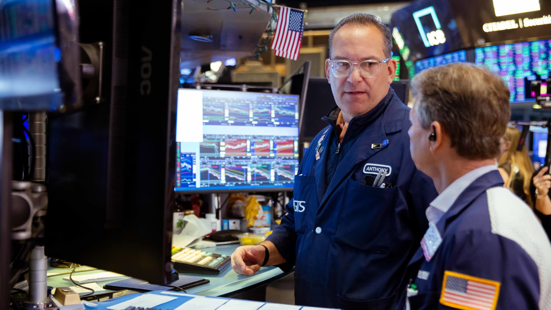 U.S. stock futures rise as chip rebound lifts S&P 500; South Korea's Kospi jumps 8%: Live updates