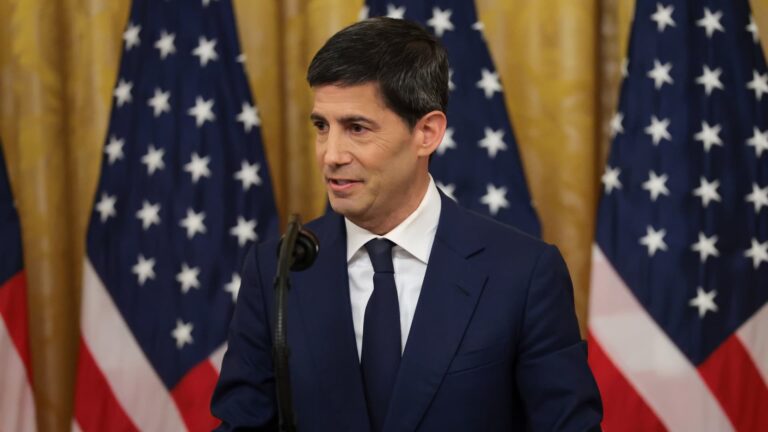 Chairman Warsh drastically alters Fed rate statement. Here's what's changed