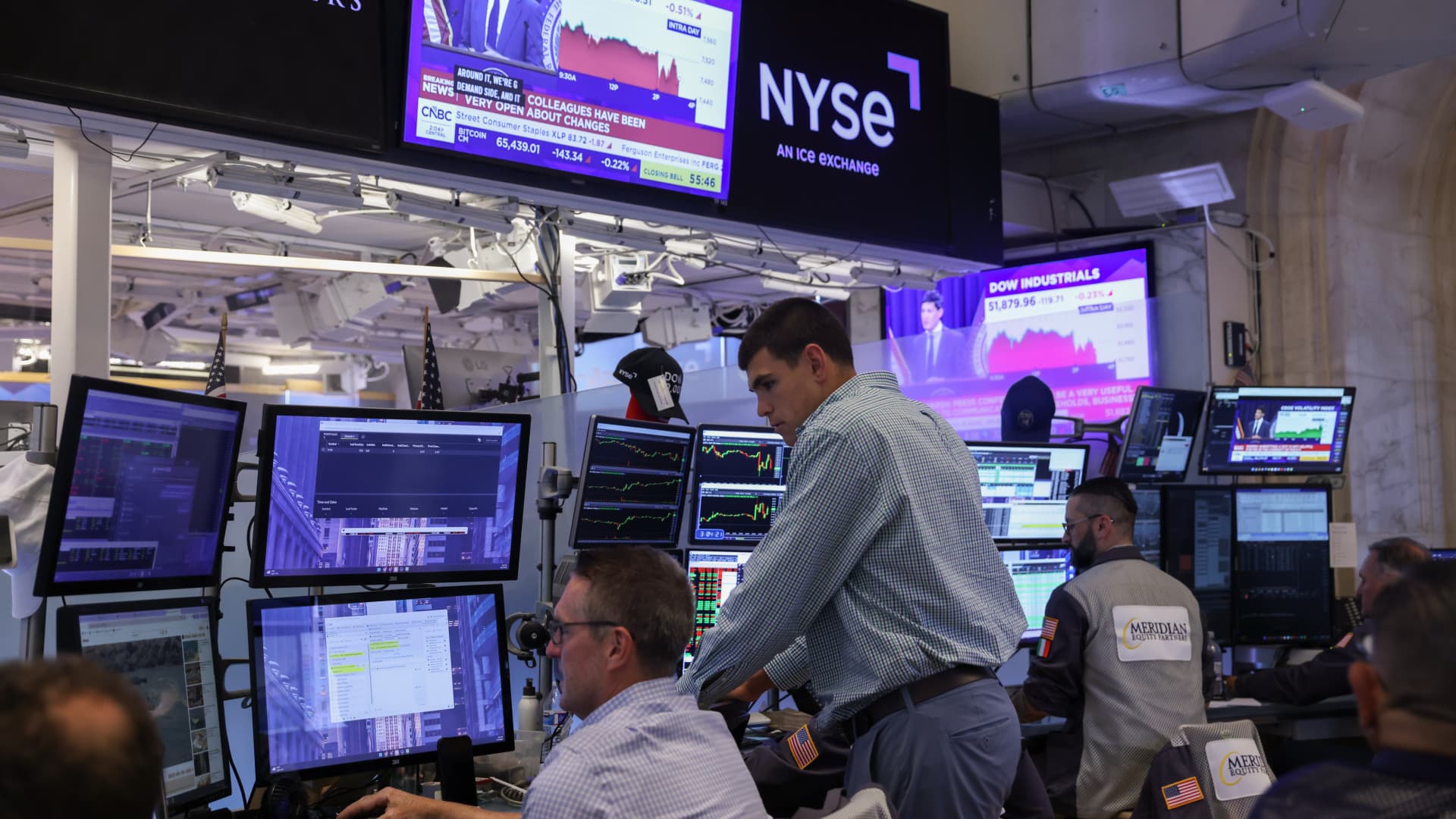 UBS traders say it's time to 'reduce risk meaningfully' on tech