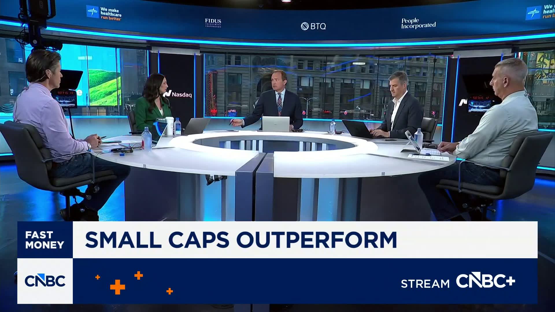 'Fast Money' traders talk tech's AI-driven downturn