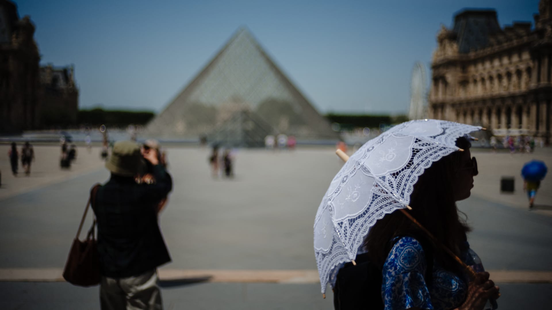 France suffers major power outage as Europe sizzles in record-breaking heat