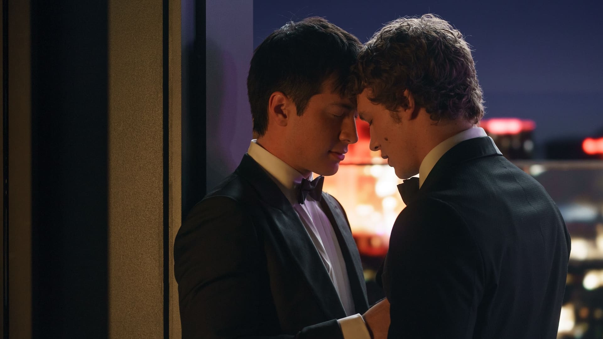 Straight women can’t get enough of gay romance stories like ‘Heated Rivalry’ and ‘Red, White & Royal Blue’