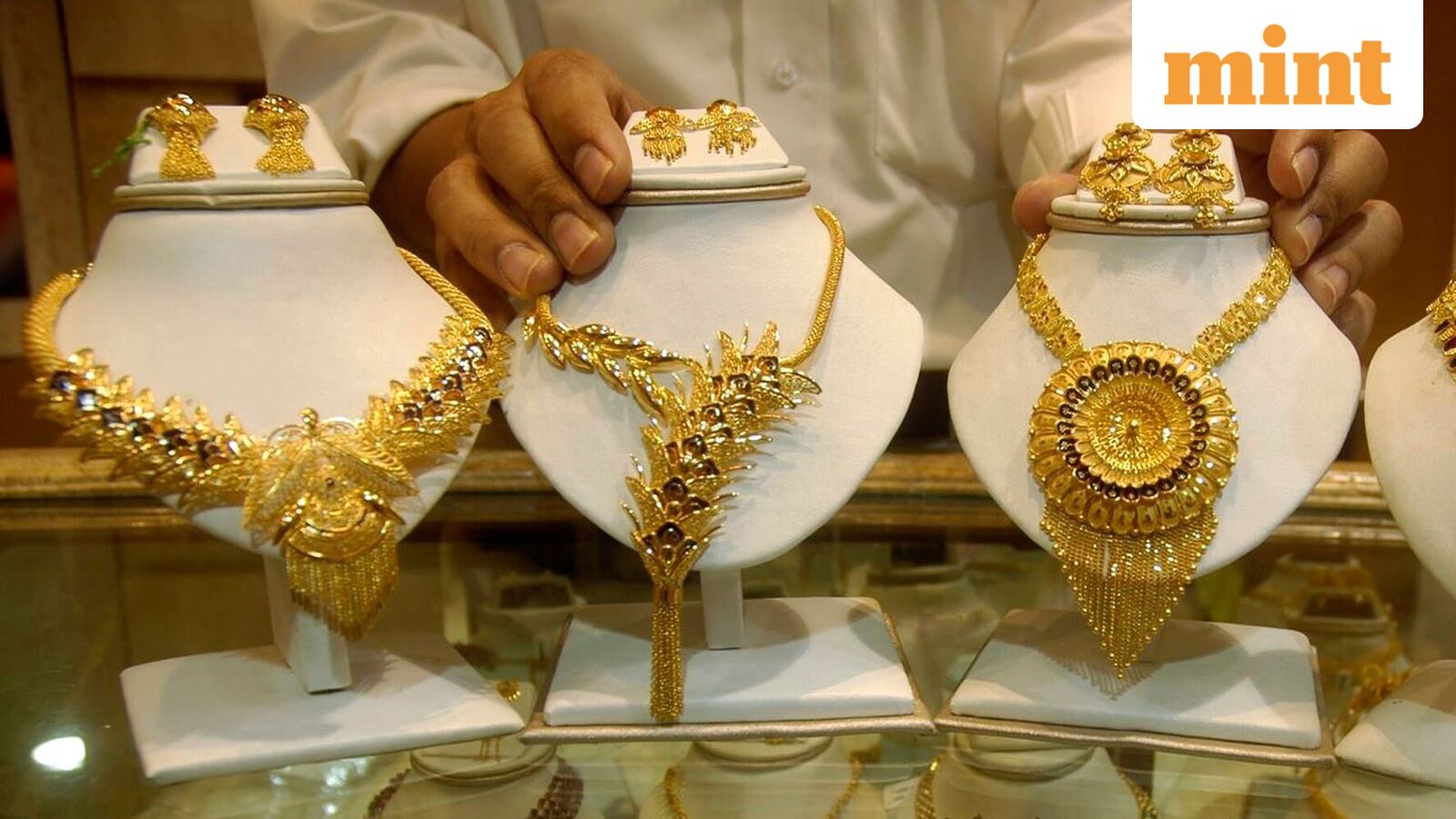 Gold rate today: MCX gold price above  ₹1.53 lakh per 10 grams, silver price jumps over 2% after US-Iran peace deal
