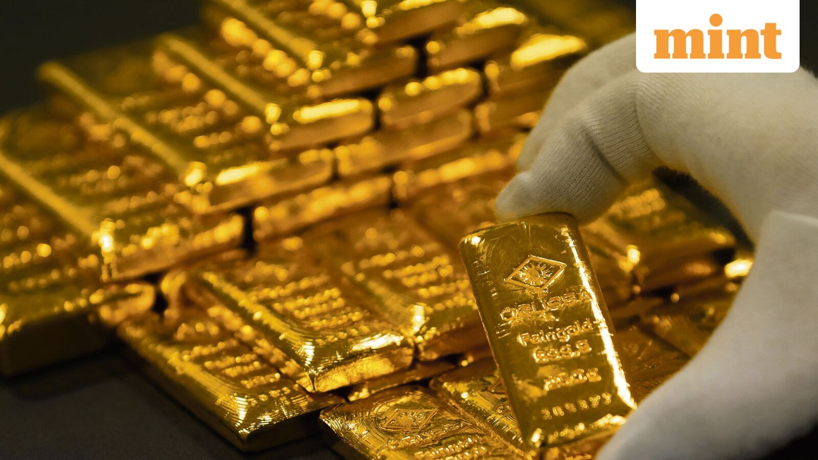 Gold, silver rates today: Comex gold and silver remain steady ahead of US Fed policy decision