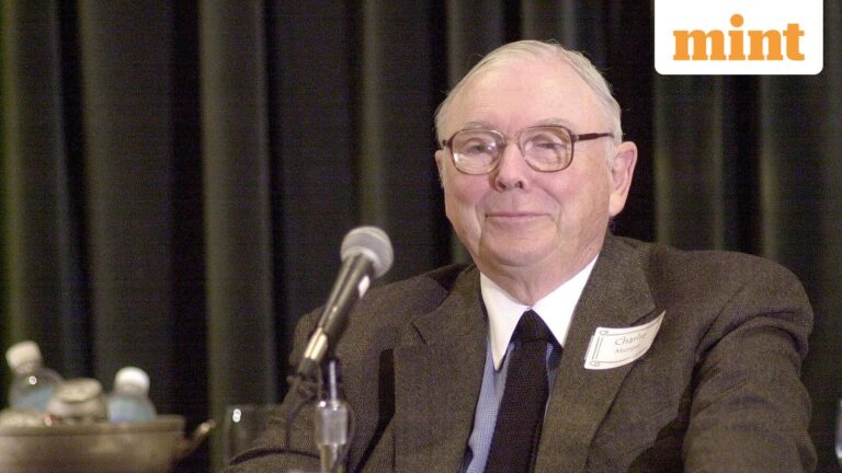 How Charlie Munger found an ideal investment option during the global financial crisis in 2008?