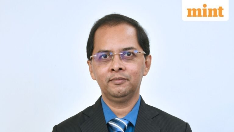 Stocks to buy or sell: Dharmesh Shah of ICICI Sec suggests buying Kotak Mahindra Bank shares on 29 June