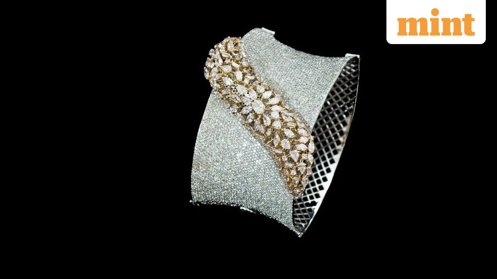 Advit Jewels IPO: Issue received solid response on Day 01, booked 11.3 times; GMP signals bumper listing