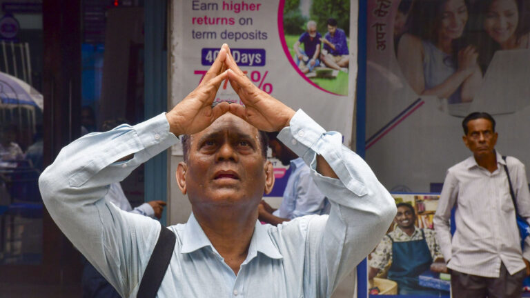 Sensex crashes 500 points, extends losing run to 4th day; what drove the Indian stock market lower?
