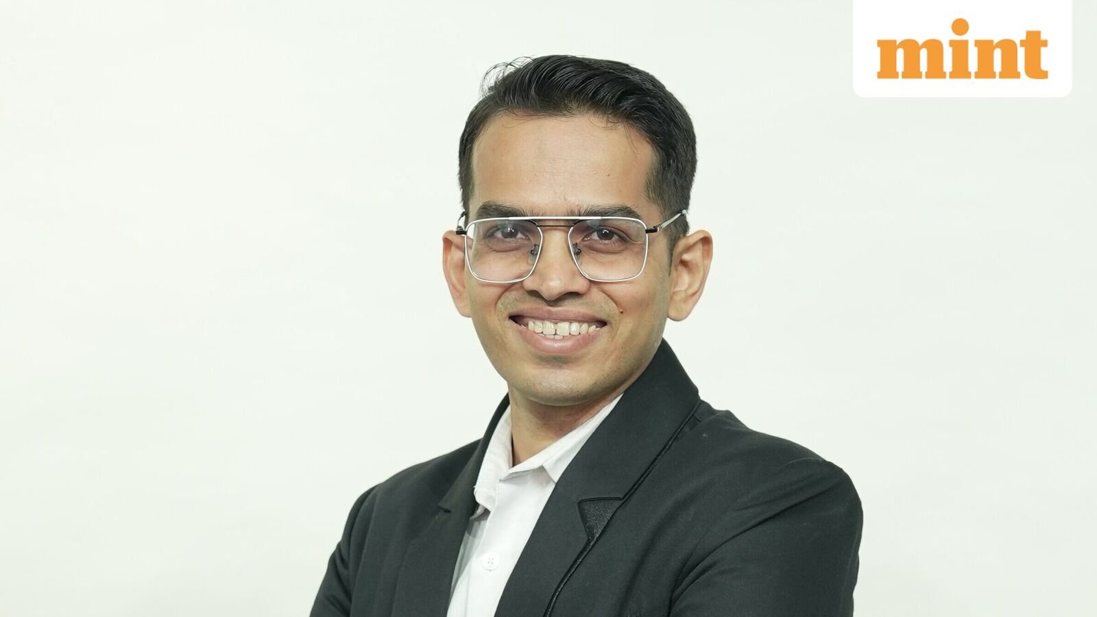 Ruchit Jain of Motilal Oswal suggests Premier Energies, Varun Beverages shares to buy for the short term