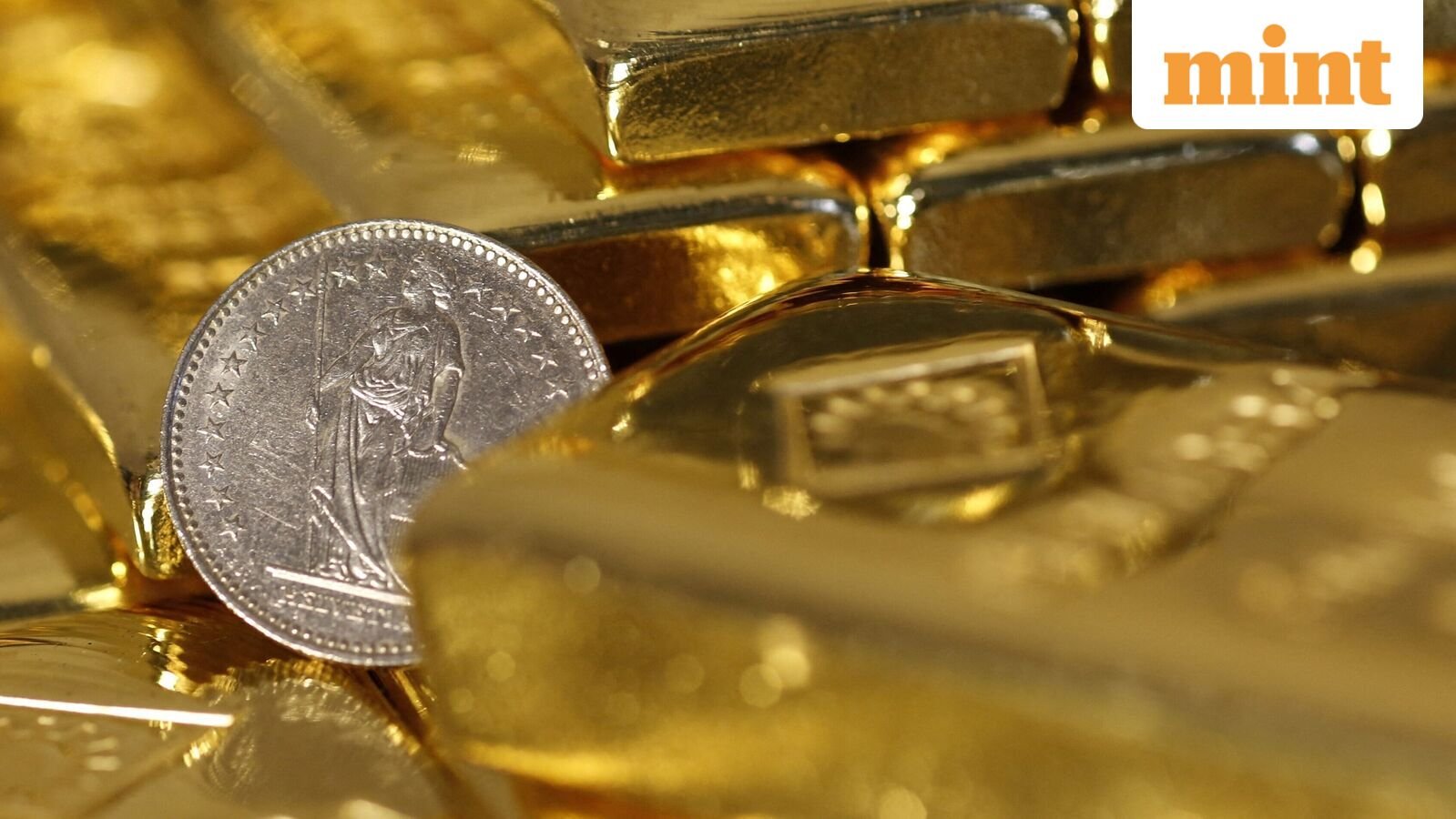 Gold, silver rates today: Comex gold and silver prices fall as Middle East tensions spark Fed rate hike fears