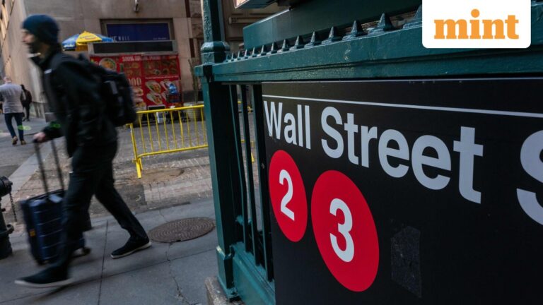 US stock market today: S&amp;P 500, Nasdaq futures slide up to 1% as global tech sell-off resumes