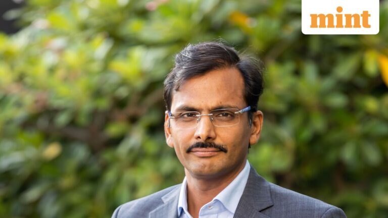 Expert View: Vikas Khemani shares pitfalls of global investing, says large-cap trade is overcrowded
