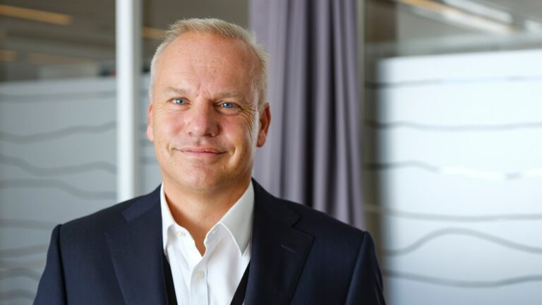 Equinor targets 2.3 MMboed by 2030, boosts oil and gas investment