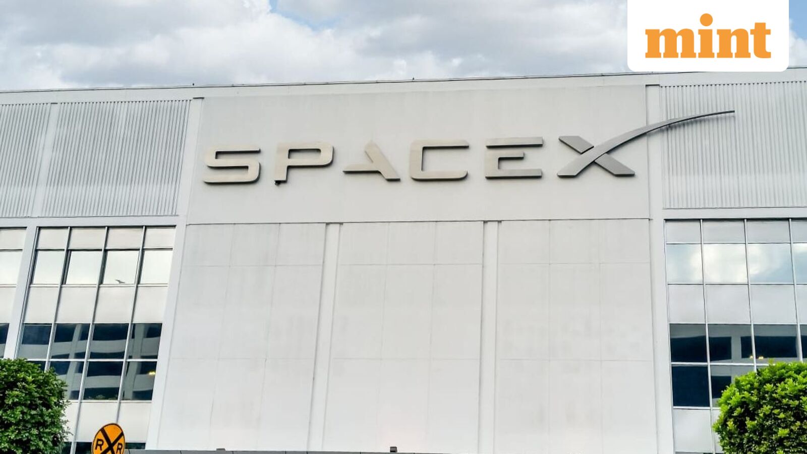 SpaceX IPO Puts a Spotlight on How the Newly Wealthy Shop for Financial Advisors