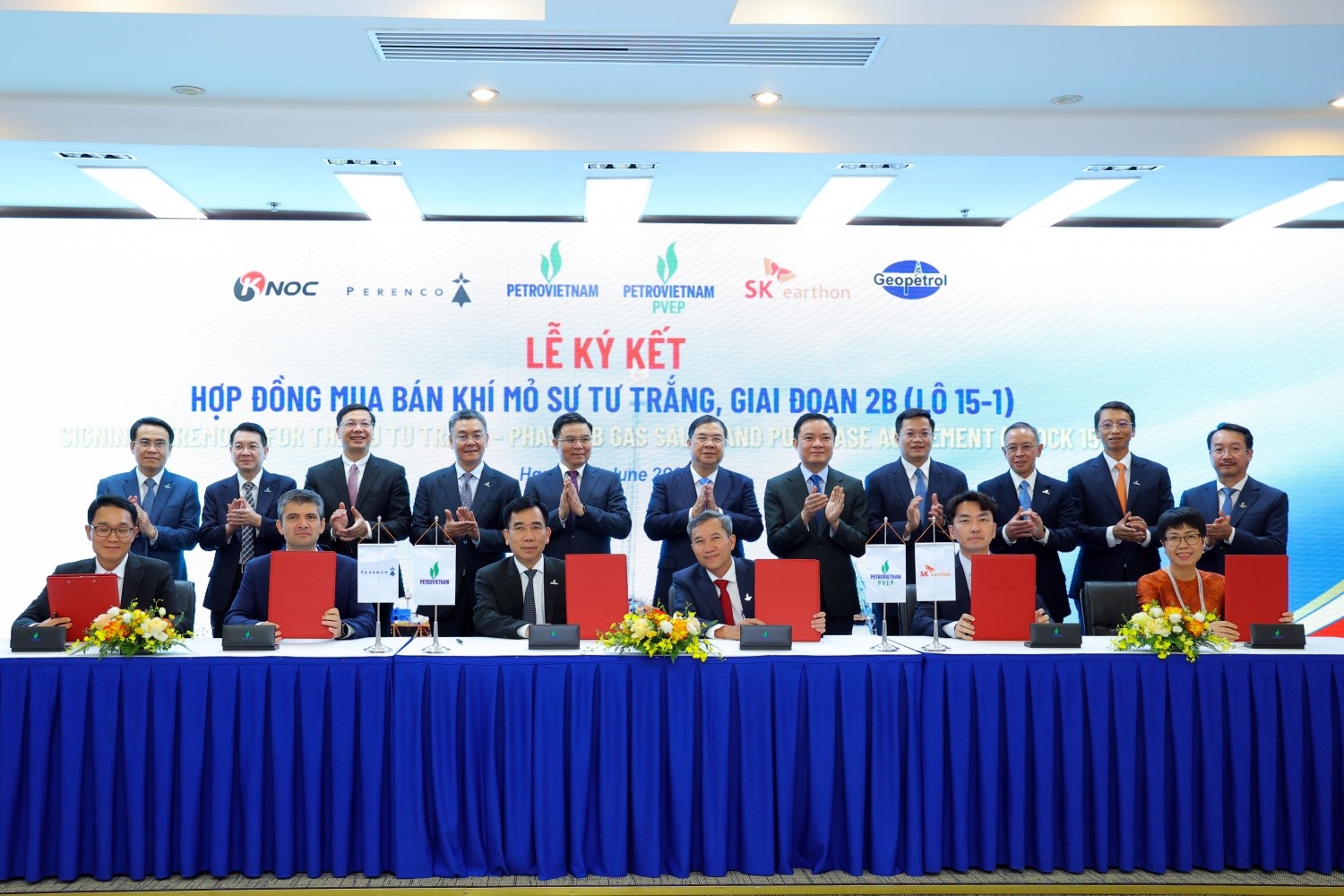 Perenco advances 600-Bcf Su Tu Trang gas project offshore Vietnam
